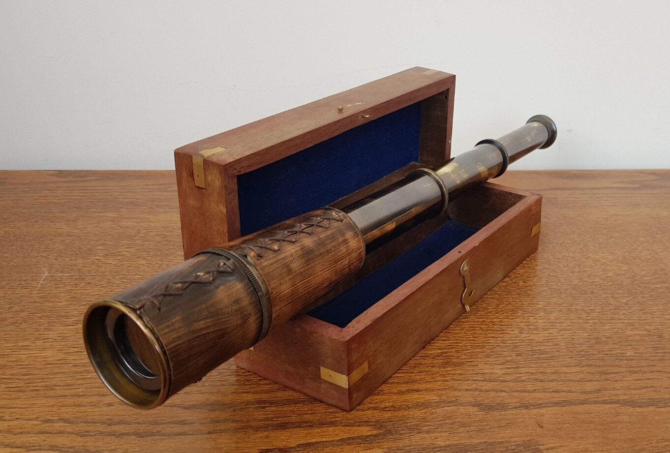 Royal Navy Deri Dürbün