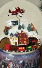 Trenli ve Uçaklı Kar Küresi