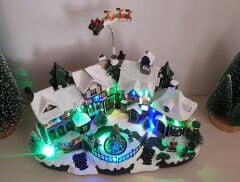 Noel Ağacı ve Yılbaşı Köyü Müzik Kutusu