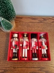 4'lü Fındıkkıran Biblo Set