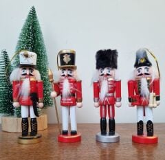 4'lü Fındıkkıran Biblo Set