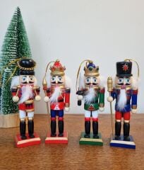 4'lü Fındıkkıran Biblo Set