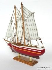 El Yapımı Ahşap Gemi