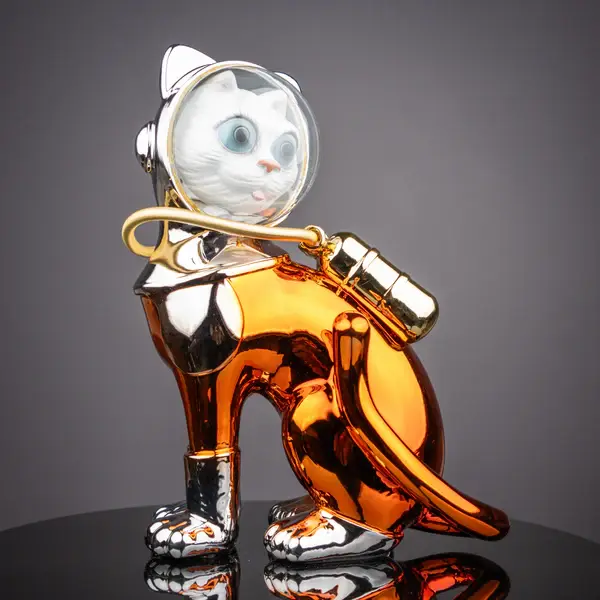 Electroplated Astronot Kedi Heykeli
