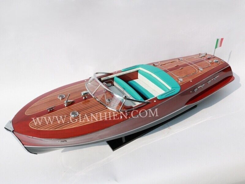 Ahşap Sürat Teknesi (Super Riva Tritone)