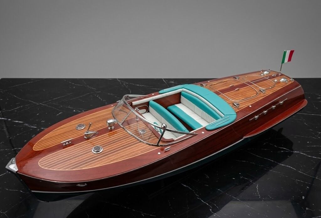 Ahşap Sürat Teknesi (Super Riva Tritone)