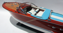 Ahşap Sürat Teknesi (Super Riva Aquarama)