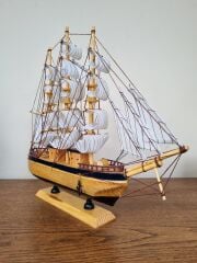 El Yapımı Ahşap Gemi