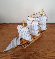 El Yapımı Ahşap Gemi