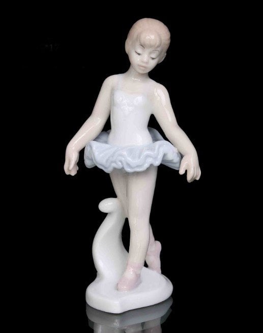 Porselen Balerin Biblo