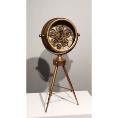 Üç Ayaklı Çarklı Saat