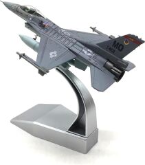 F-16 Savaş Uçağı Maketi