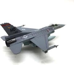 F-16 Savaş Uçağı Maketi