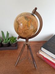 Tripod Ayaklı Dünya Küre