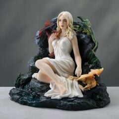 Veronese Ejderhalı Kadın Biblo