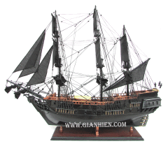 Kara İnci Korsan Gemisi Maketi
