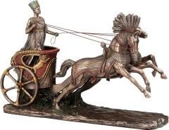Antik Mısır Nefertiti ve Savaş Arabası (Nefertiti on Chariot)
