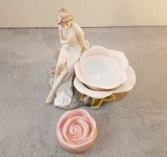 Porselen Güllü Kadın Kutu