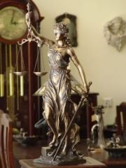 Adalet Heykeli  (themis) (73 cm) Veronese
