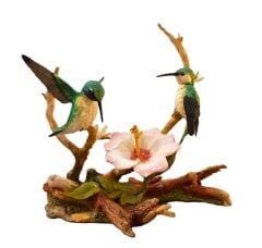 Sinek kuşları ve çiçek biblosu