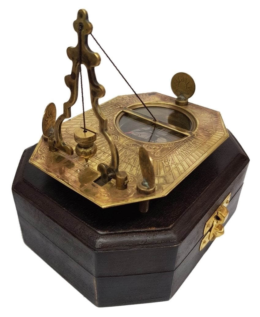 Güneş Saatli Antik Pusula (Yalpametre)