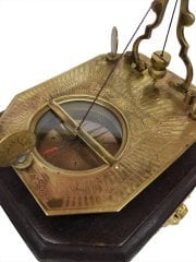 Güneş Saatli Antik Pusula (Yalpametre)