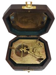 Güneş Saatli Antik Pusula (Yalpametre)