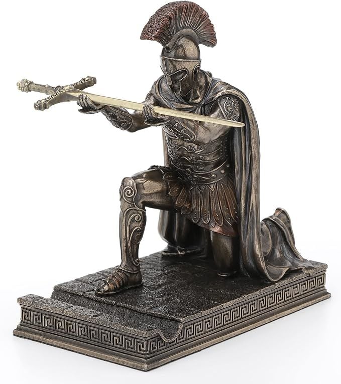 Veronese Kılıçlı Şövalye Biblo ( Kalemlik)