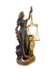Adalet Heykeli Masa Saati (26 cm)
