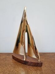 Ahşap Kaideli Pirinç Yelken