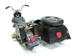 El Yapımı Metal Sepetli Motosiklet Modeli