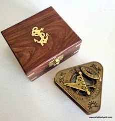 Güneş Saatli Eskitme Pirinç Pusula