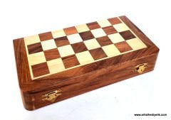 MIKNATISLI AHŞAP SATRANÇ TAKIMI