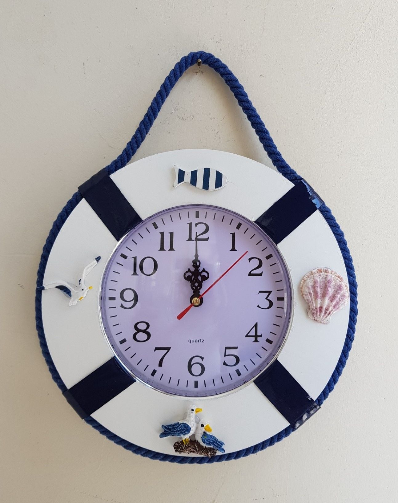 Mavi Beyaz Ahşap Can simidi Duvar Saati