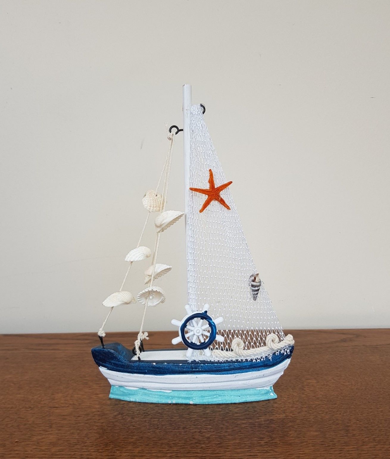 Mavi Beyaz Ahşap Dekoratif Yelkenli