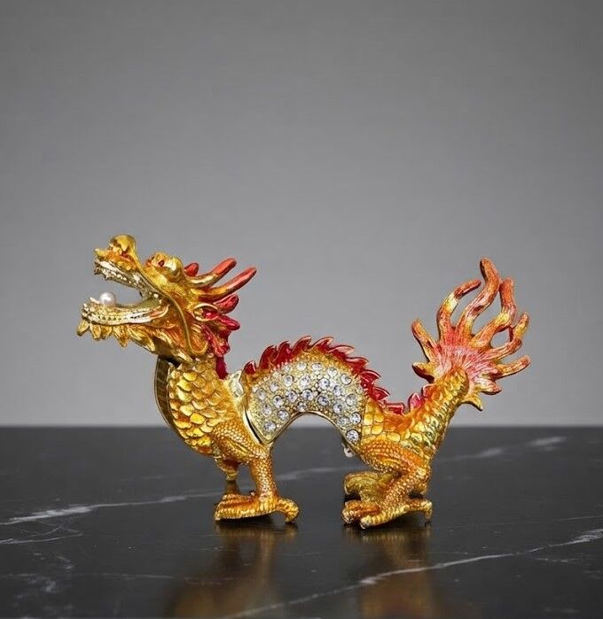 Swarovski Taşlı Ejderha Biblosu