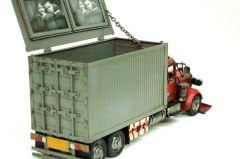 Resim Çerçeveli El Yapımı Metal Tır