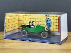 Tenten En Voiture - Citroën Torpedo 5CV