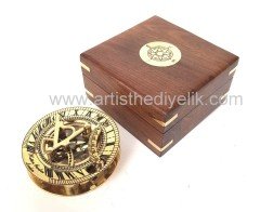 Güneş Saatli Pusula