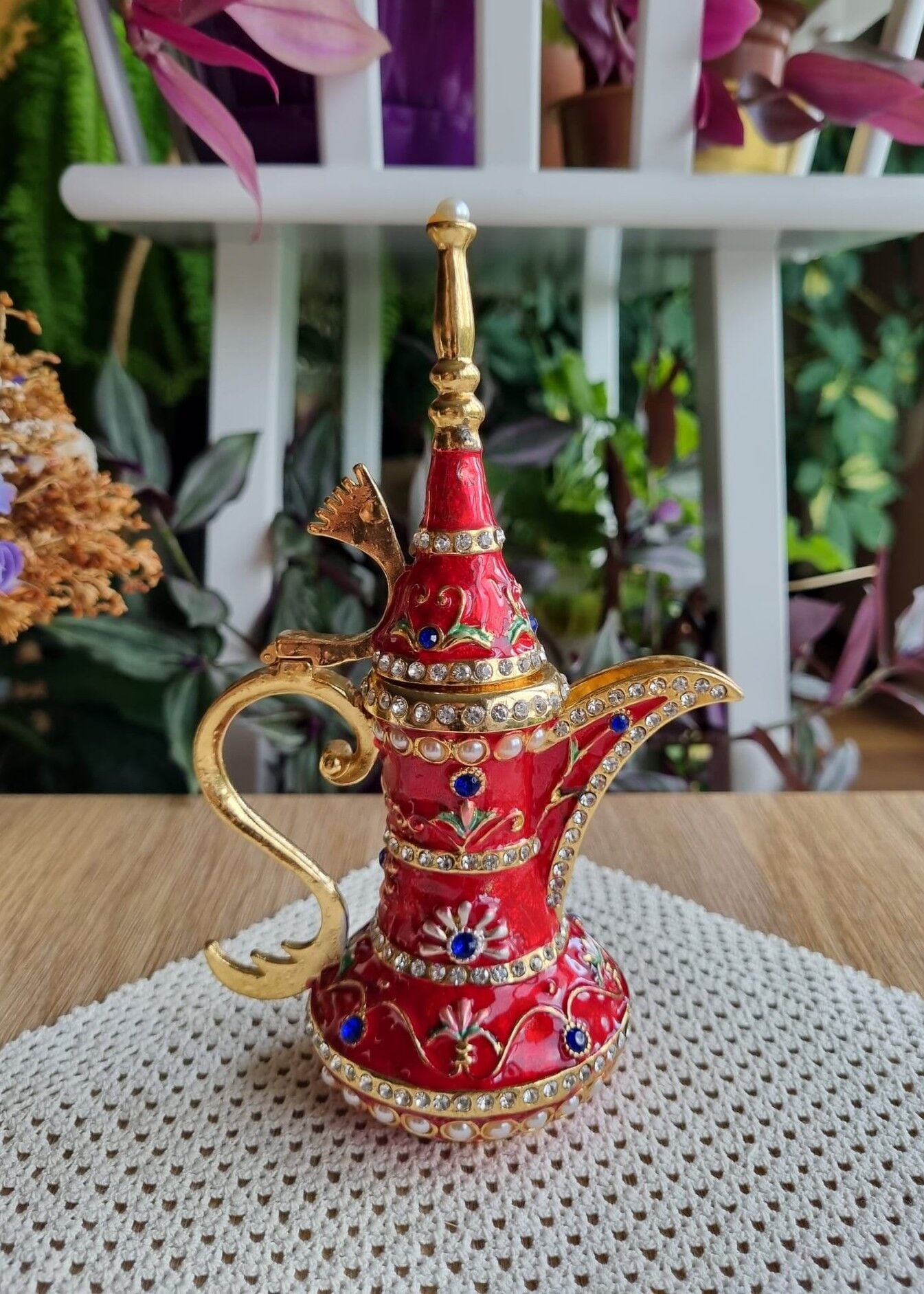 Taşlı ve Mineli Minyatür İbrik Biblosu