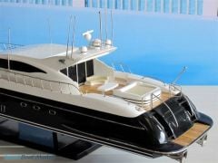 Ahşap Sürat Teknesi ( MANGUSTO 108 BLACK HULL )