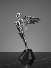 Electroplated Siberpunk Melek Heykeli
