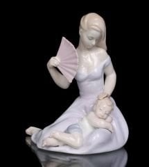 Porselen Anne Bebek Biblo