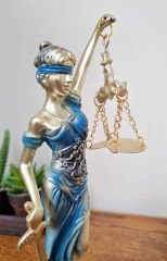 ADALET HEYKELİ (THEMİS) (24 cm)