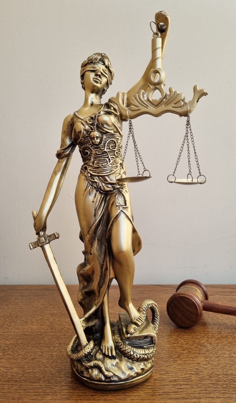 Adalet Heykeli (Themis) (31 cm)