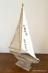 Ahşap El Yapımı Yelkenli