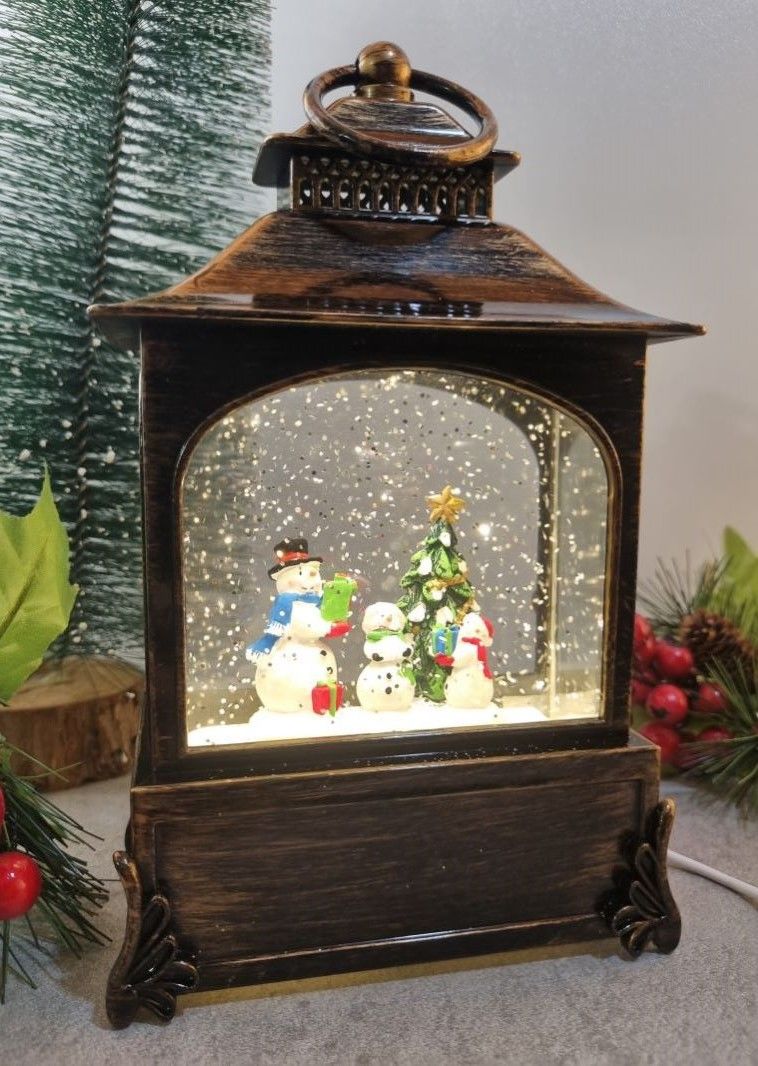 Fener Şeklinde Işıklı Müzikli Kar Küresi (Kardan Adam)