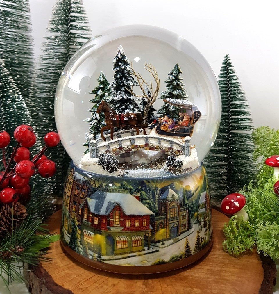 Büyük Kar Küresi Müzik Kutusu