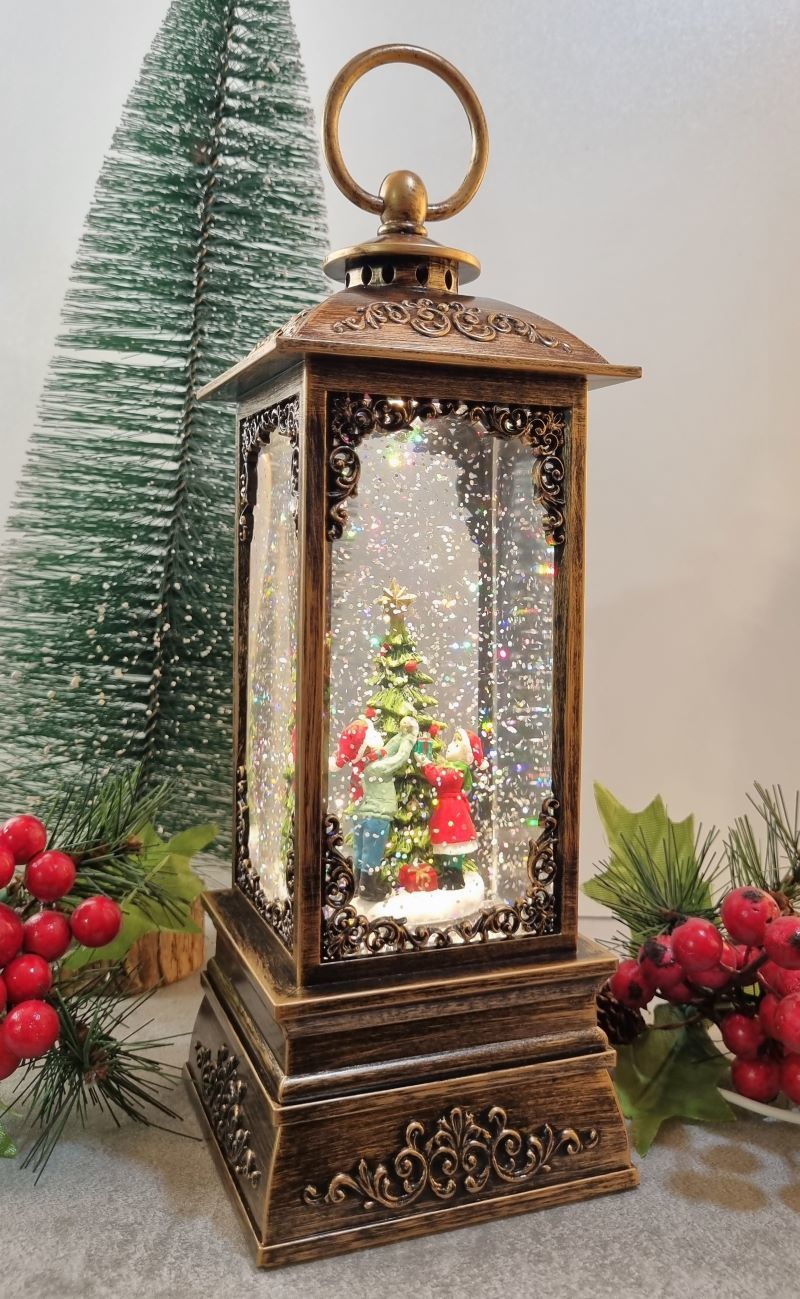 Fener Şeklinde Işıklı Müzikli Kar Küresi