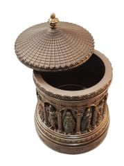 Mitolojik Biblolu Tabanı Üzerinde Dönebilen Kutu